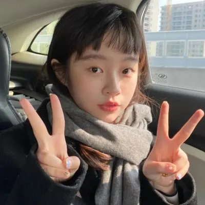 一双绣花鞋